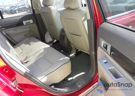 2010 Lincoln Mkx из США, поврежденный, VIN 2LMDJ6JC3ABJ23169